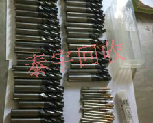 �����ٸ�ϳ������